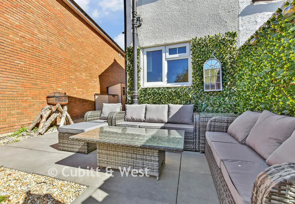 Patio / Decking - Canons Lane, Tadworth, Surrey - Wards of Kent