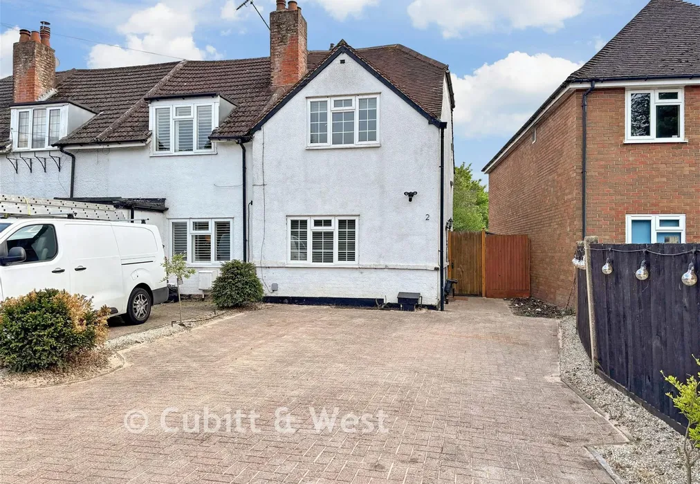 New Front - Canons Lane, Tadworth, Surrey - Wards of Kent
