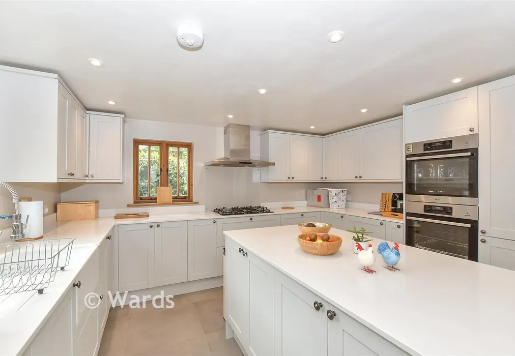 Kitchen - Chapel Lane, Iden Green, Cranbrook, Kent - Wards of Kent