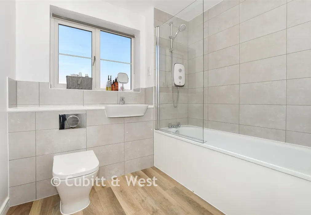 Bathroom - Clay Vale, Faygate, Horsham, West Sussex - Wards of Kent