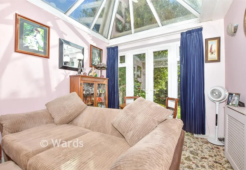 Lounge/Diner - Winifred Road, Bearsted, Maidstone, Kent - Wards of Kent