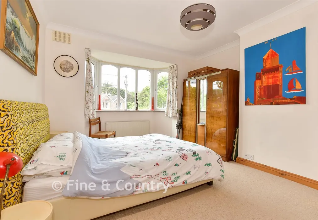 Bedroom 2 - Swains Road, Bembridge, Isle of Wight - Wards of Kent