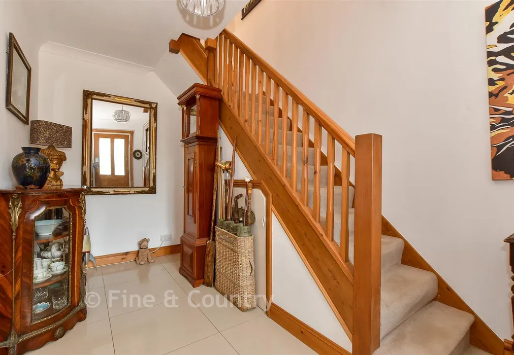 Hallway - Swains Road, Bembridge, Isle of Wight - Wards of Kent