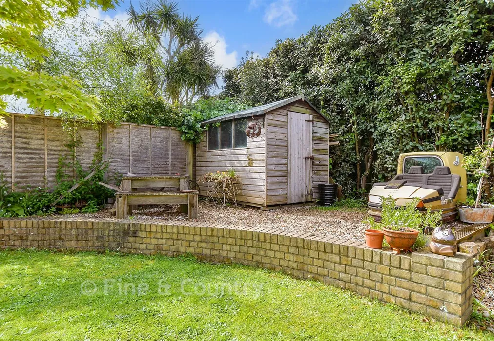 Rear Garden - Swains Road, Bembridge, Isle of Wight - Wards of Kent