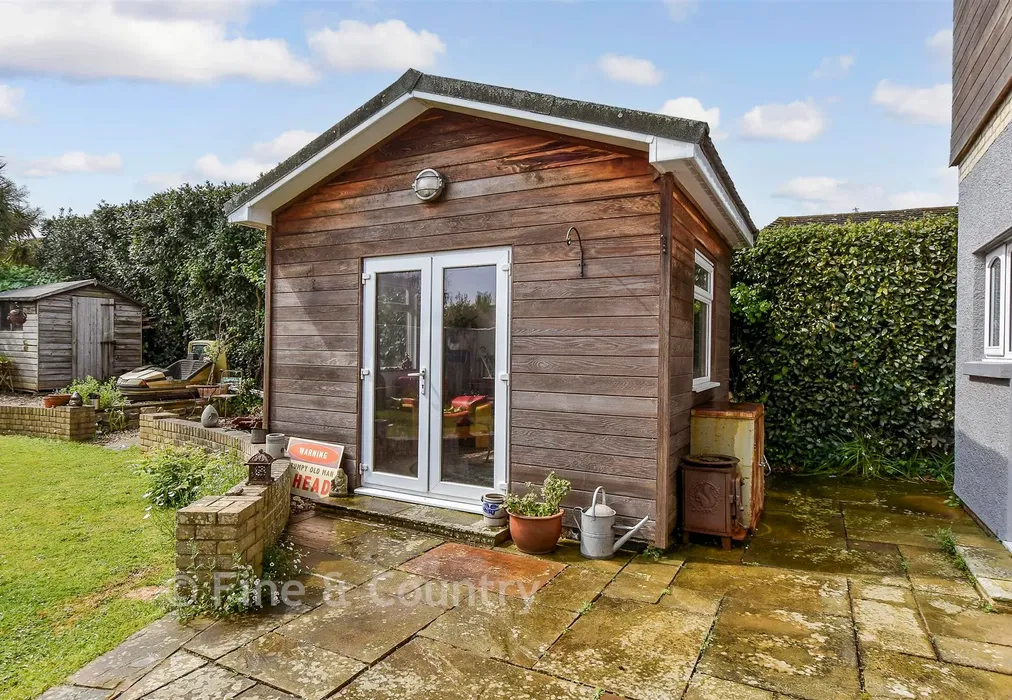 Workshop/Outbuildings - Swains Road, Bembridge, Isle of Wight - Wards of Kent