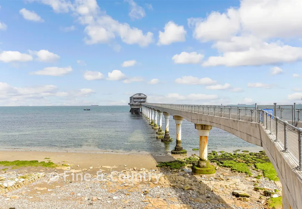 Surrounding Area - Swains Road, Bembridge, Isle of Wight - Wards of Kent