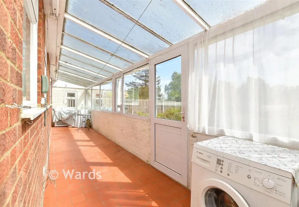 Lean-To - Stour Valley Close, Upstreet, Canterbury, Kent - Wards of Kent