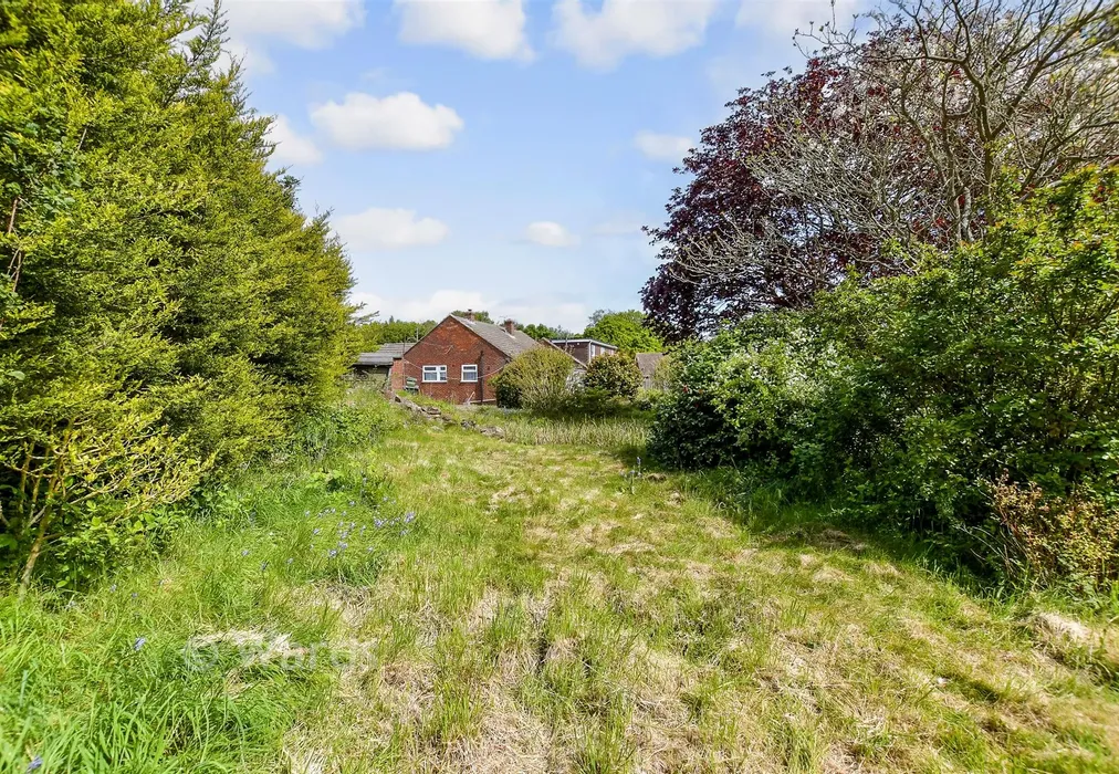 Side Elevation - Stour Valley Close, Upstreet, Canterbury, Kent - Wards of Kent