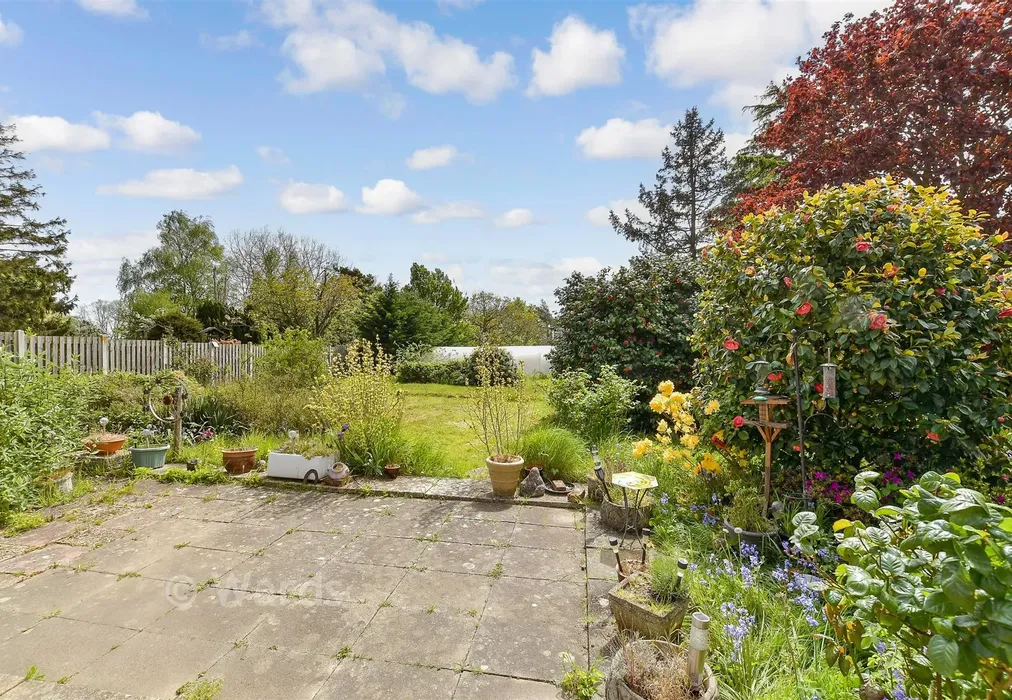 Patio / Decking - Stour Valley Close, Upstreet, Canterbury, Kent - Wards of Kent