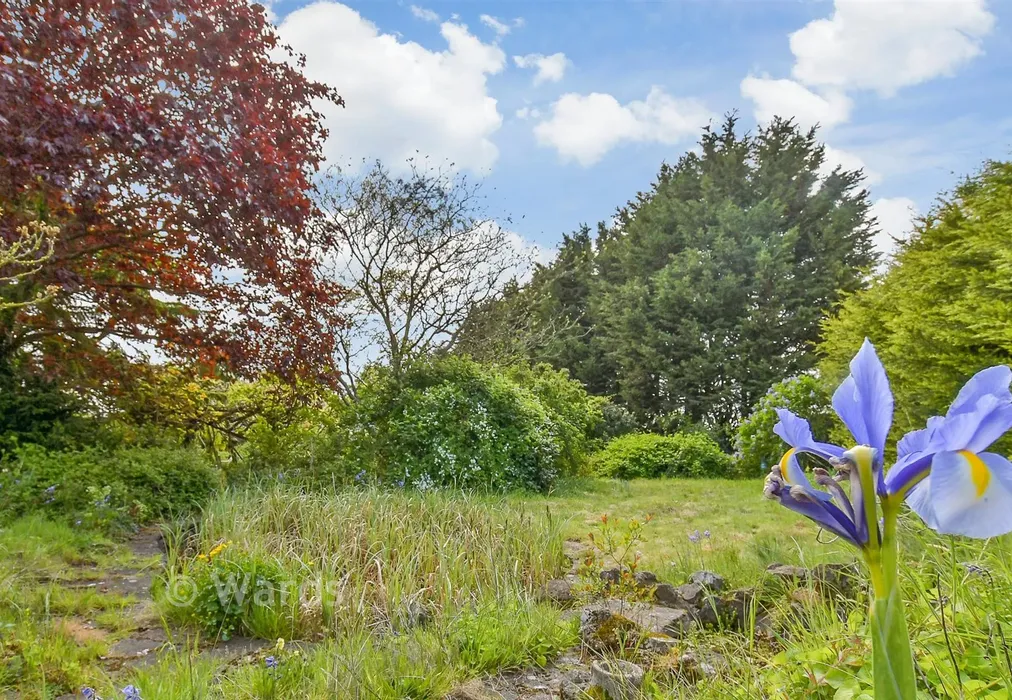 External Lifestyle Photograph - Stour Valley Close, Upstreet, Canterbury, Kent - Wards of Kent