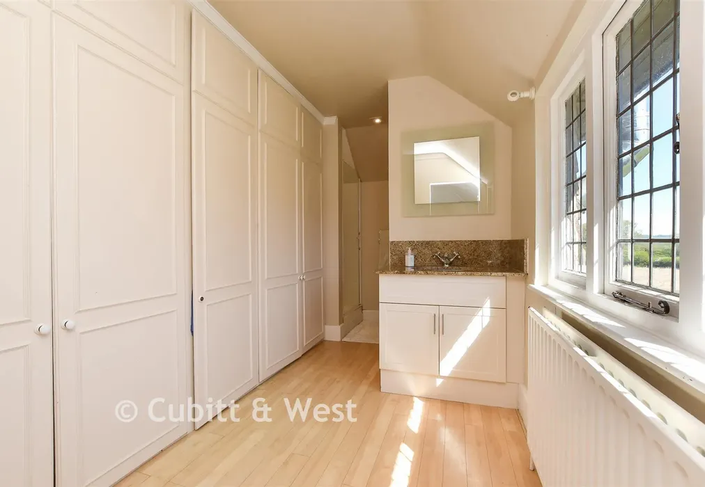 En-Suite Shower/Dressing Room - Duxhurst Lane, Reigate, Surrey - Wards of Kent