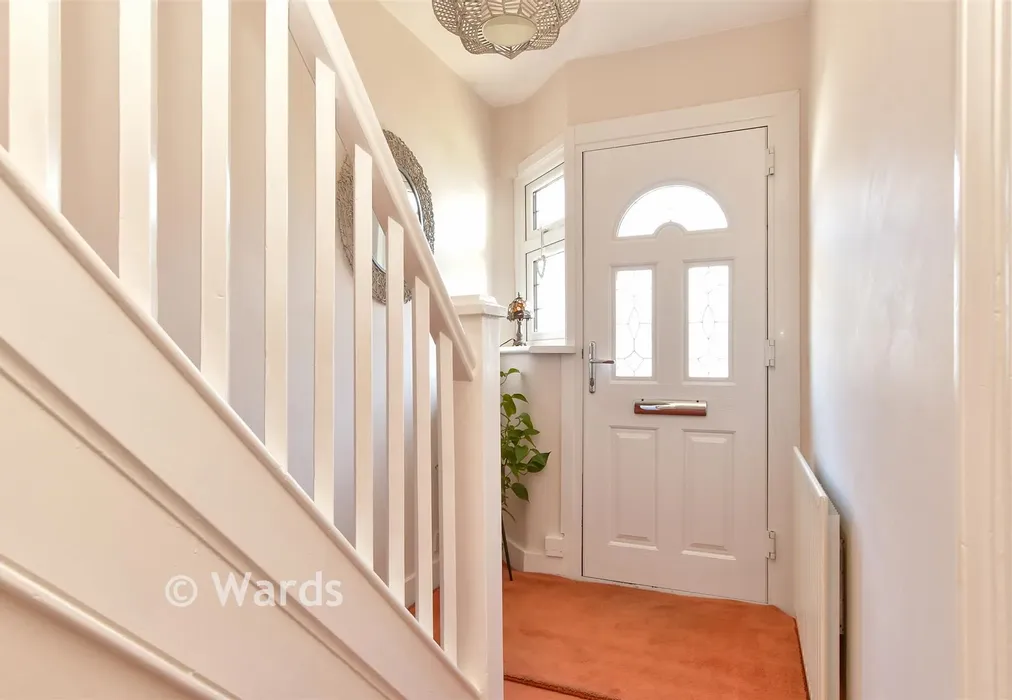 Hallway - The Fairway, Gravesend, Kent - Wards of Kent