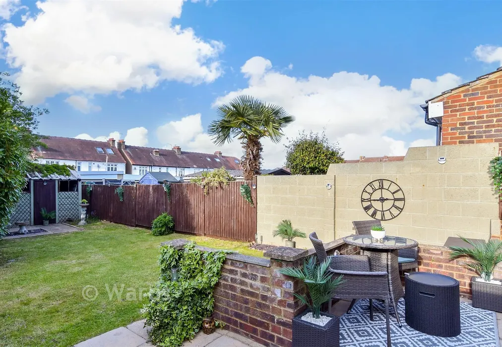 Rear Garden - The Fairway, Gravesend, Kent - Wards of Kent