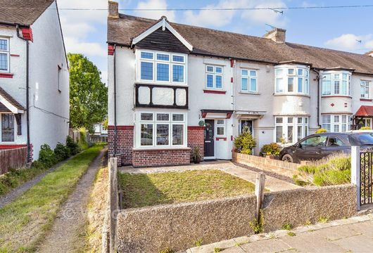 The Fairway, Gravesend, Kent - Wards of Kent