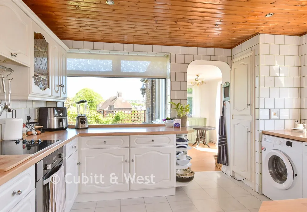 Kitchen - McWilliam Road, Woodingdean, Brighton, East Sussex - Wards of Kent