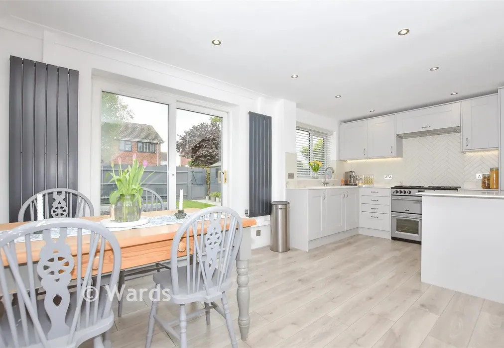 Kitchen/Diner - The Finches, Sittingbourne, Kent - Wards of Kent