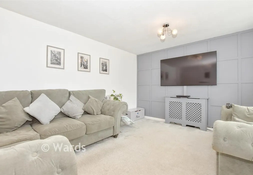 Lounge - The Finches, Sittingbourne, Kent - Wards of Kent