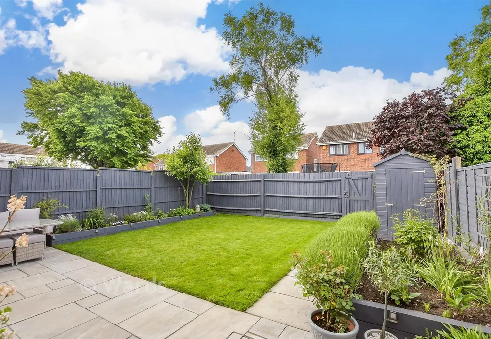 Rear Garden - The Finches, Sittingbourne, Kent - Wards of Kent