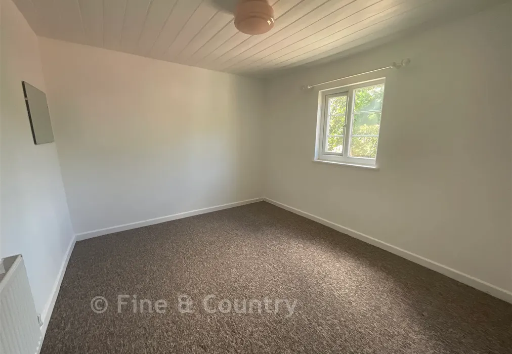 Aida Bedroom - Forelands Field Road, Bembridge, Isle of Wight - Wards of Kent