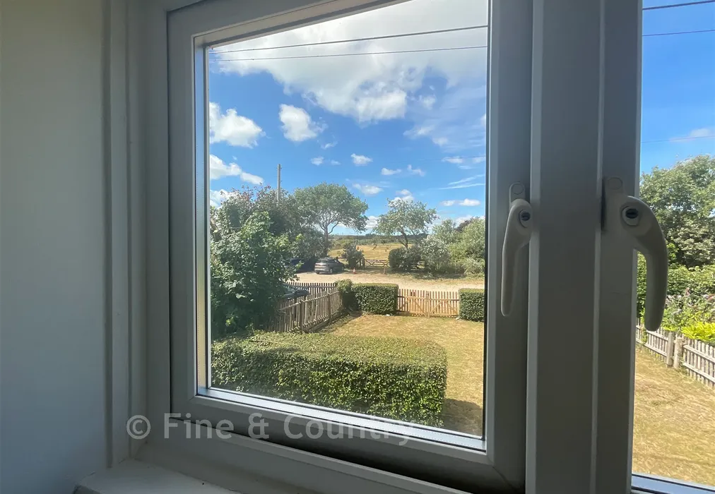Aida View - Forelands Field Road, Bembridge, Isle of Wight - Wards of Kent