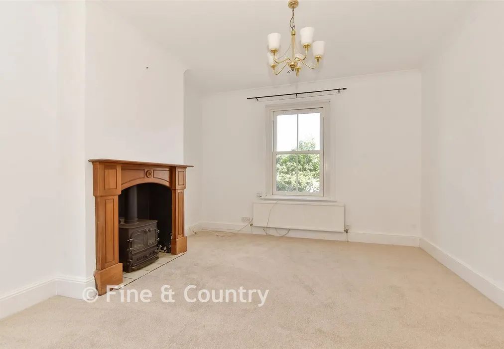 Sitting Room - Forelands Field Road, Bembridge, Isle of Wight - Wards of Kent