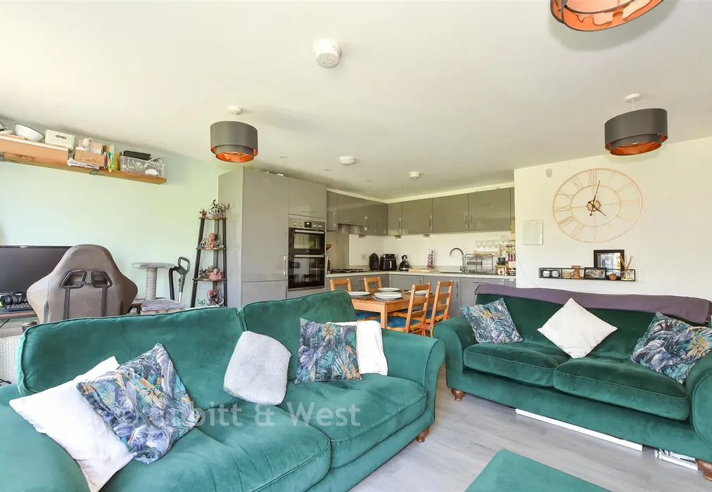 Lounge/ Diner/ Kitchen - Cornwell Avenue, Forge Wood, Crawley, West Sussex - Wards of Kent