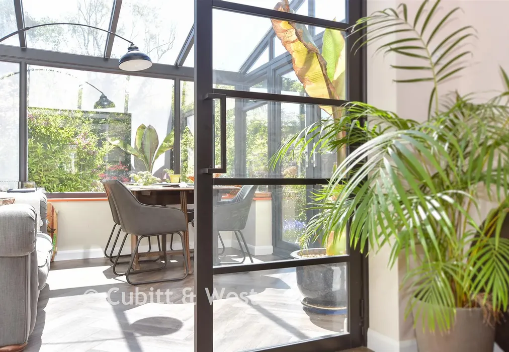 Internal Lifestyle Photograph - The Rise, Crawley, West Sussex - Wards of Kent