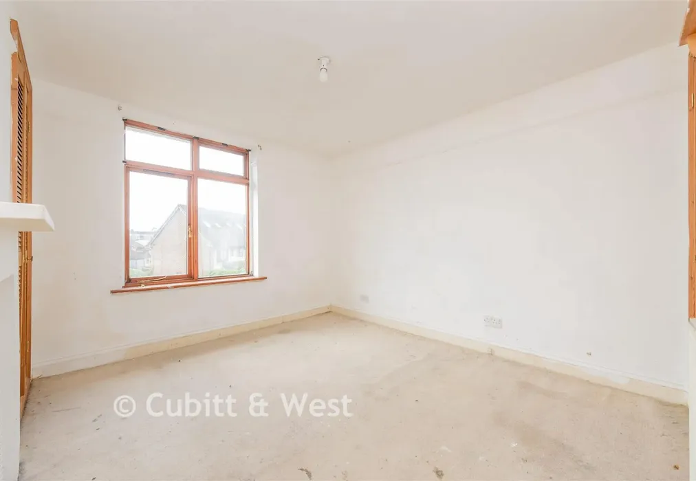 Bedroom 2 - Grovehill Road, Redhill, Surrey - Wards of Kent