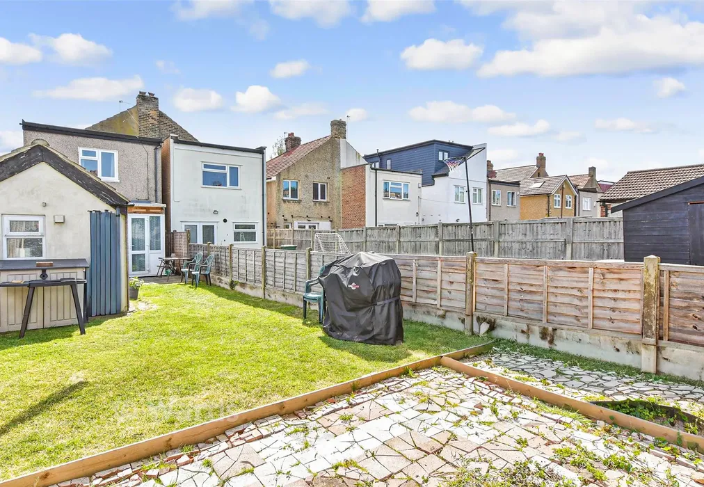 Rear Garden - Swanley Road, Welling, Kent - Wards of Kent