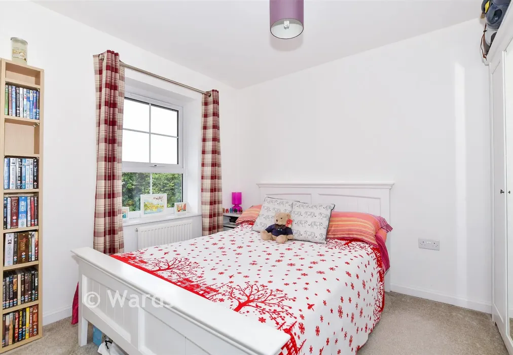 Bedroom 2 - Woodpecker Close, Allington, Kent - Wards of Kent