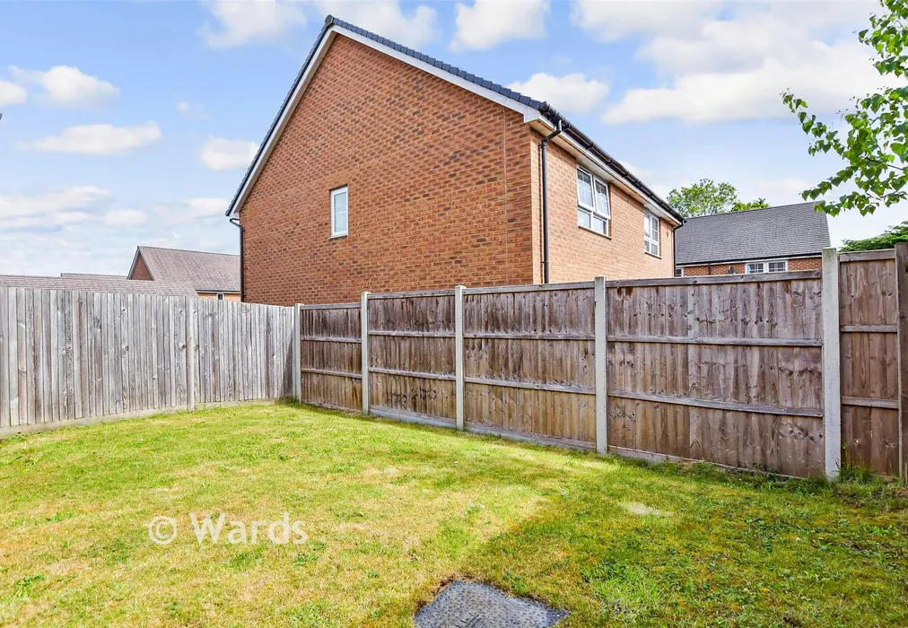 Rear Garden - Woodpecker Close, Allington, Kent - Wards of Kent