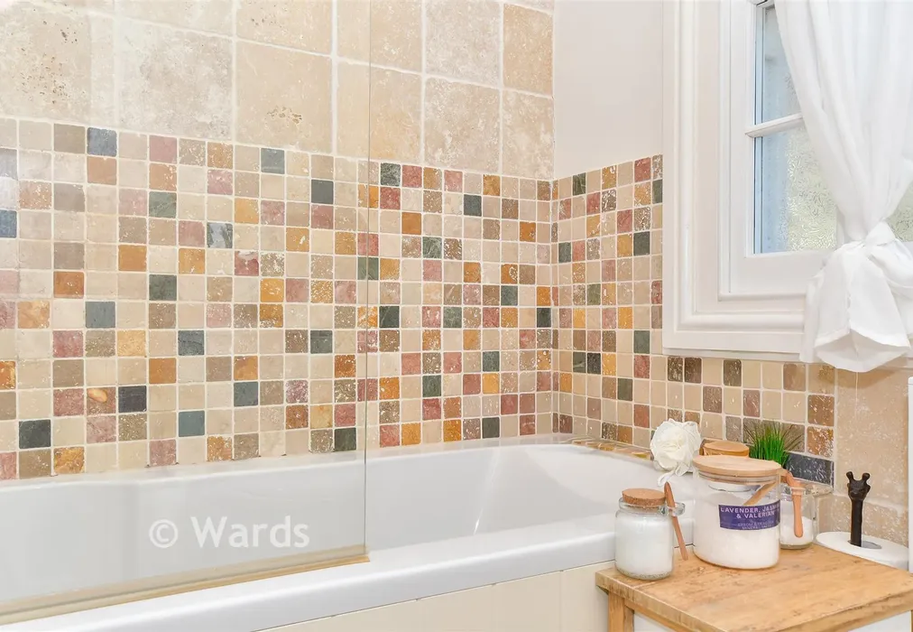 Internal Lifestyle Photograph - The Street, Appledore, Kent - Wards of Kent
