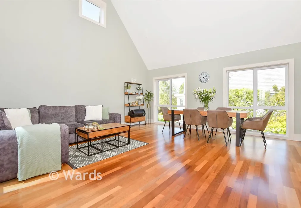 Lounge/Diner - Beachamwell Drive, Kings Hill, Kent - Wards of Kent
