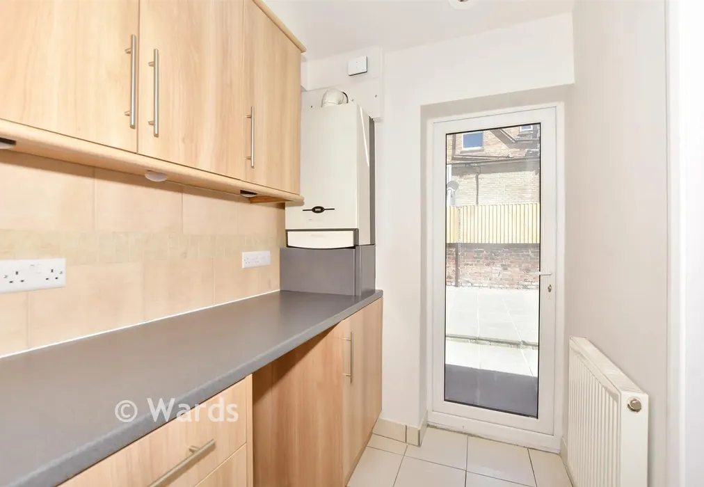 Utility Room - Gladstone Road, Folkestone, Kent - Wards of Kent