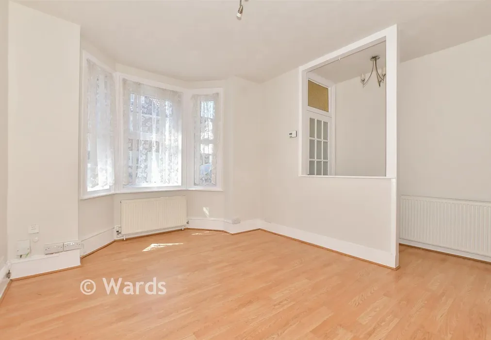 Lounge - Gladstone Road, Folkestone, Kent - Wards of Kent