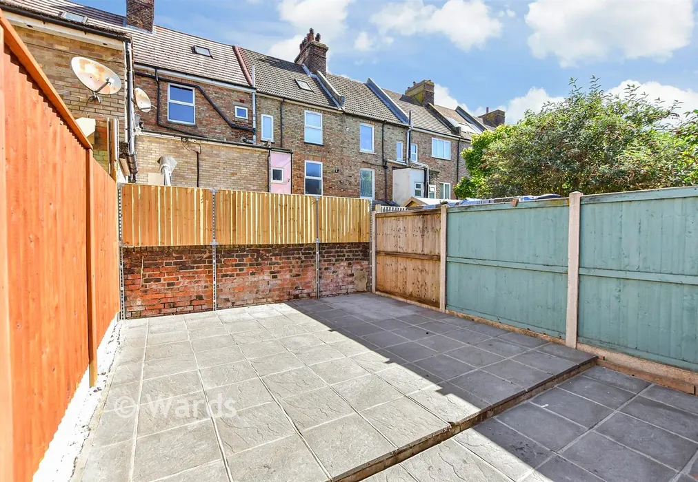 Rear Garden - Gladstone Road, Folkestone, Kent - Wards of Kent
