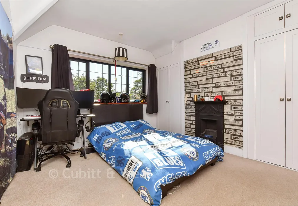 Bedroom 3 - Church Lane, Headley, Surrey - Wards of Kent