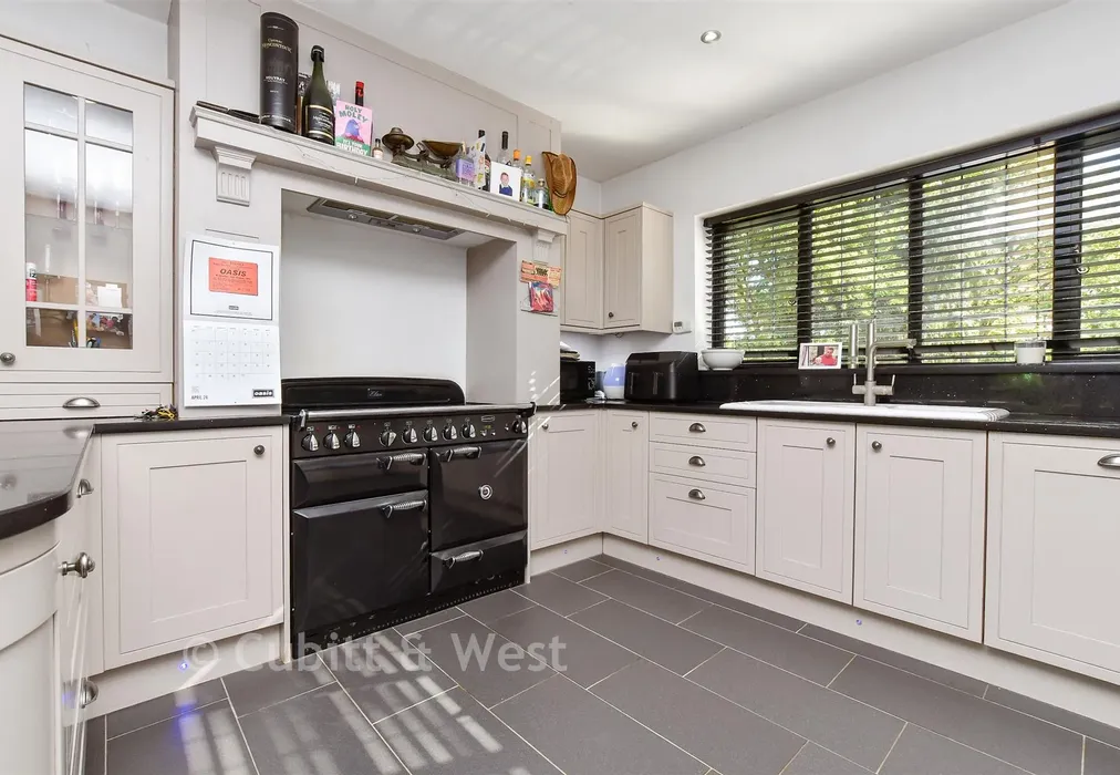 Kitchen - Church Lane, Headley, Surrey - Wards of Kent