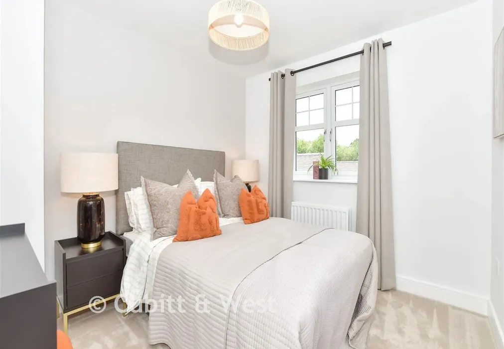 Bedroom 2 - Willowhurst, Temple Gate, Burgess Hill, West Sussex - Wards of Kent