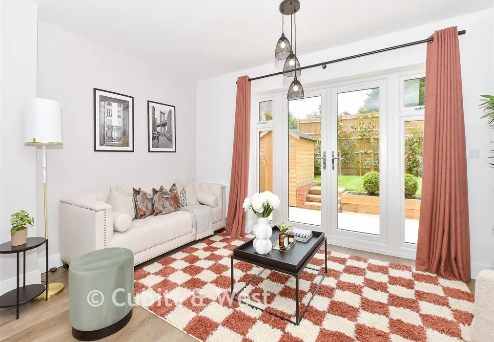 Lounge - Willowhurst, Temple Gate, Burgess Hill, West Sussex - Wards of Kent