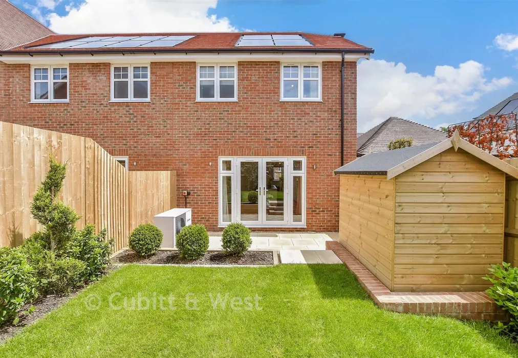 Garden - Willowhurst, Temple Gate, Burgess Hill, West Sussex - Wards of Kent