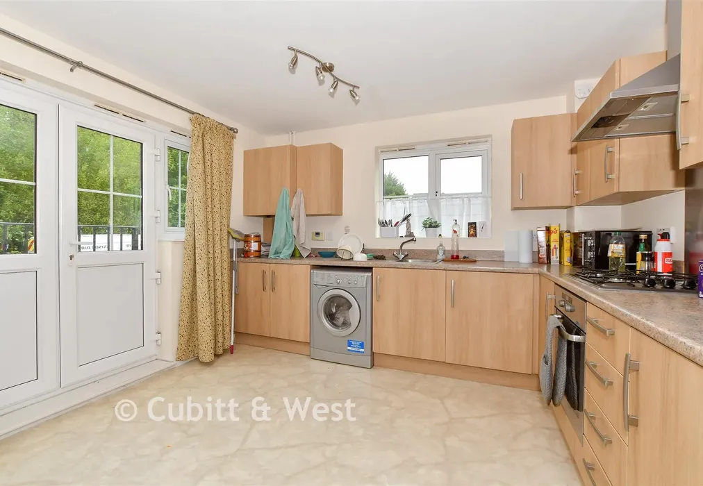 Lounge/Kitchen - Spiro Close, Pulborough, West Sussex - Wards of Kent