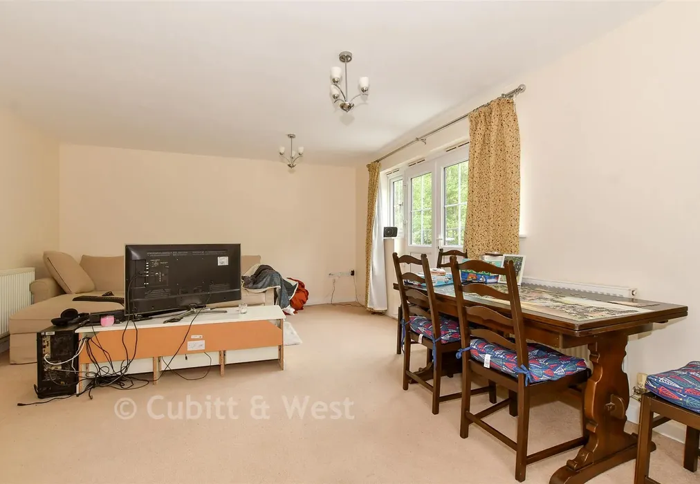 Lounge/Kitchen - Spiro Close, Pulborough, West Sussex - Wards of Kent