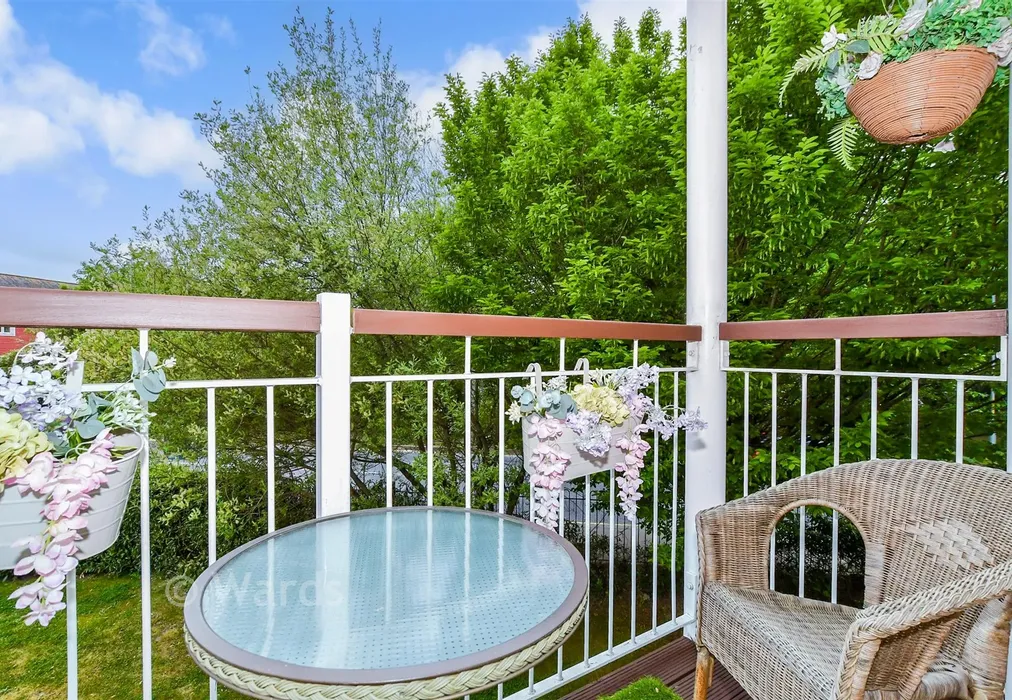 Balcony / Terrace - Ingram Close, Larkfield, Aylesford, Kent - Wards of Kent