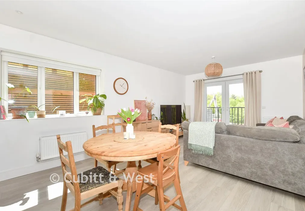 Kitchen/ Lounge/ Diner - Woodside, Haywards Heath, West Sussex - Wards of Kent
