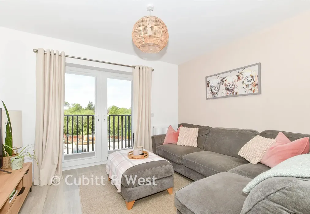 Kitchen/ Lounge/ Diner - Woodside, Haywards Heath, West Sussex - Wards of Kent