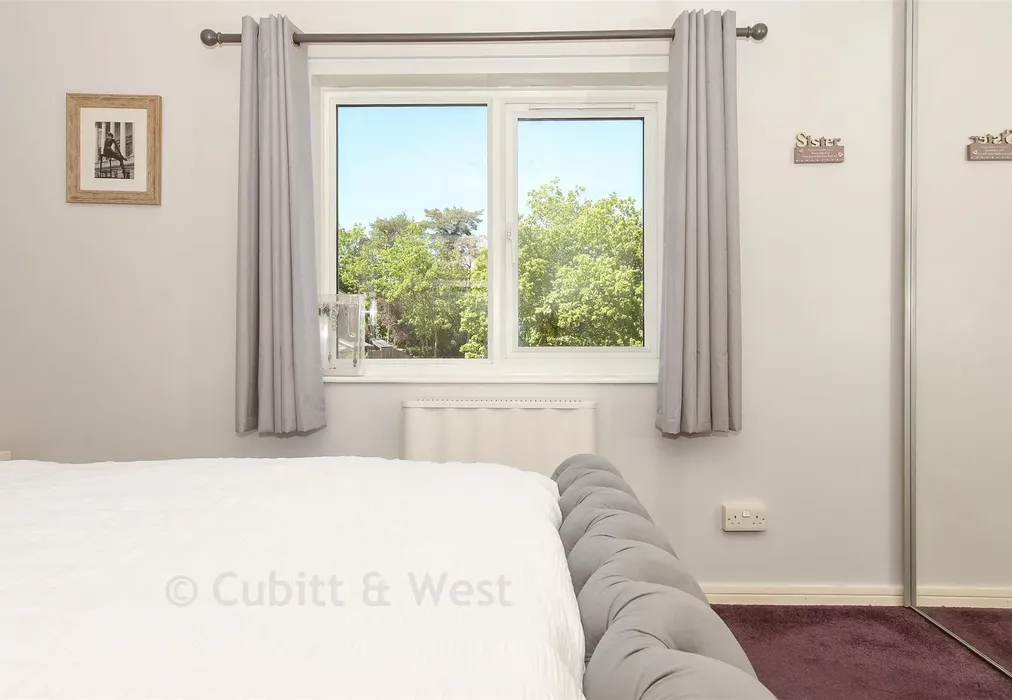 Internal Lifestyle Photograph - Willow Close, Beare Green, Surrey - Wards of Kent