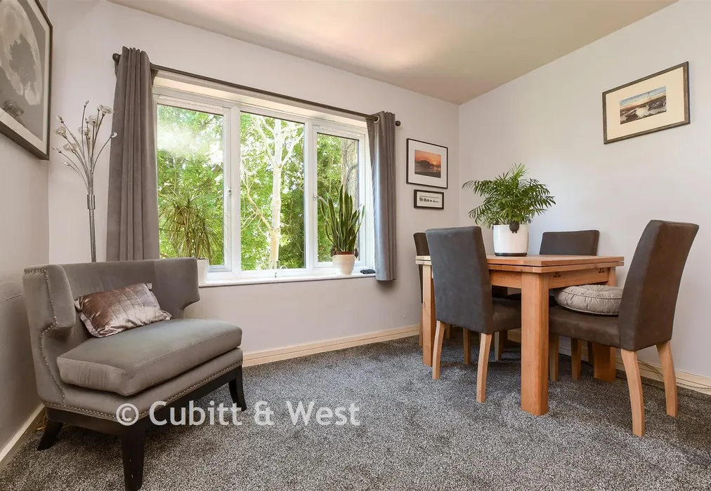 Lounge/Diner - Willow Close, Beare Green, Surrey - Wards of Kent