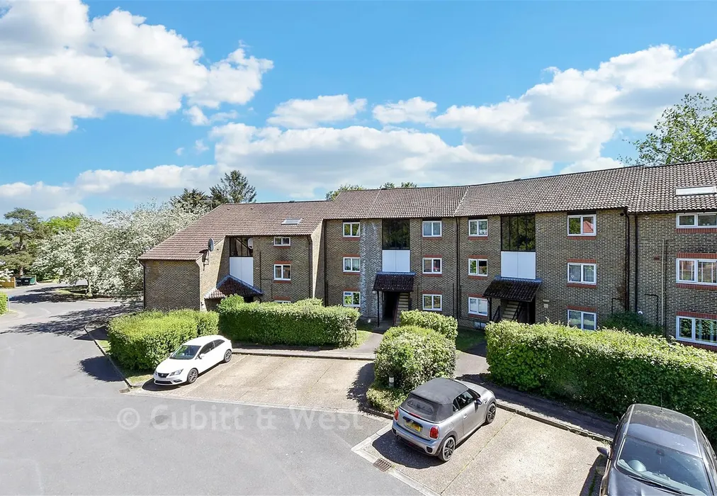 Front (Web) - Willow Close, Beare Green, Surrey - Wards of Kent