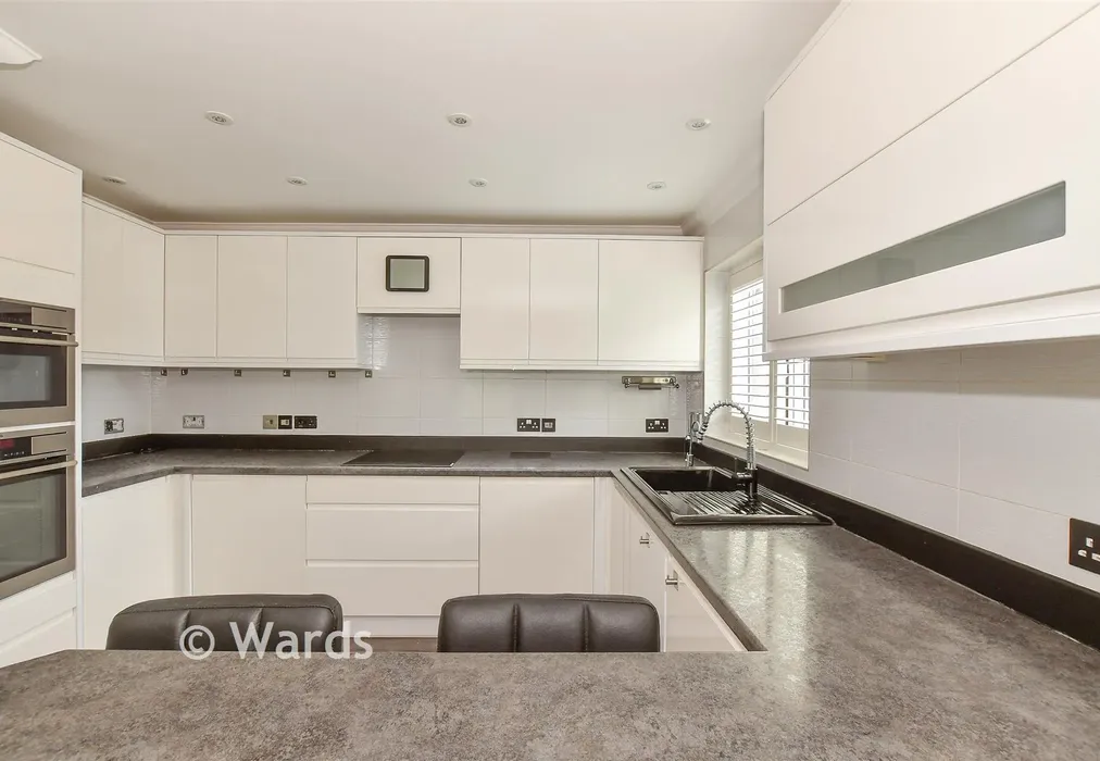 Kitchen - Ersham Road, Canterbury, Kent - Wards of Kent